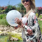 Jardines De Lola Daimés
